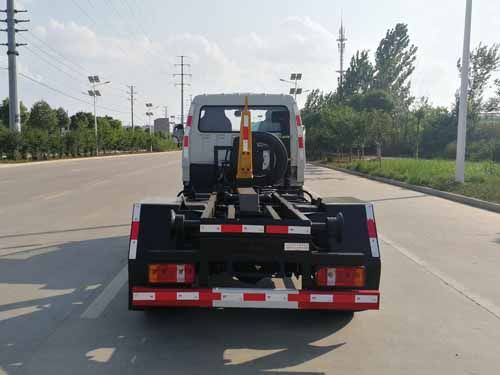 CSC5046ZXXB5型車廂可卸式垃圾車