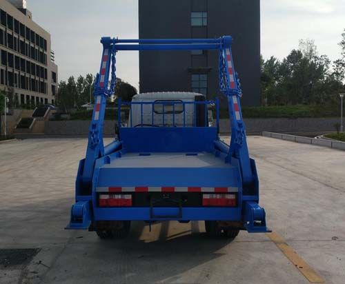 東風國六擺臂式垃圾車