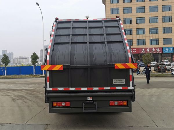 CSC5310ZYSS6型壓縮式垃圾車